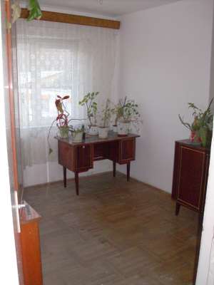 Vand apartament 3 camere