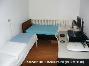 Vand apartament 2 camere,             pretabil CABINET MEDICAL