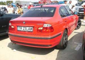 vand bmw 320i sau schimb cu jeep de teren