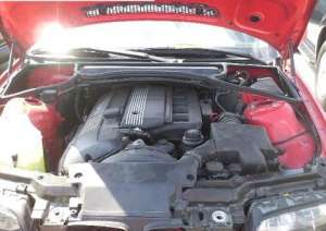 vand bmw 320i sau schimb cu jeep de teren