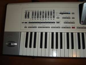 VAND ORGA KORG PA2XPRO