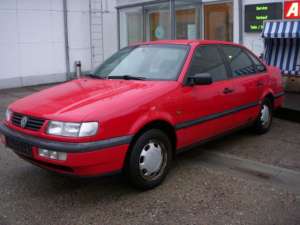 VWPassat 1.8i numai piese