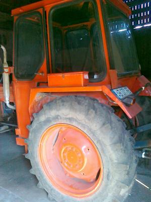 Vand Tractor U445 + utilaje