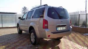 vand  nissan pathfinder,  13900  euro,  2006