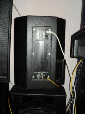 vand boxe active 2x300w M TRAC
