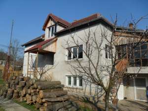 CASA DE VANZARE