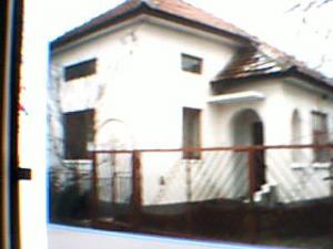Vind Casa si teren la tara, in satul Baba-Novac, Judetul Satu-Mare