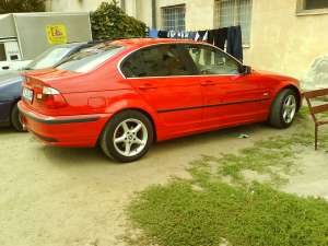 vand sau schimb bmw 320i cu materiale lemnoase de constructii