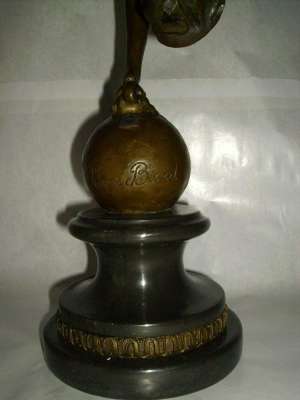 statueta bronz