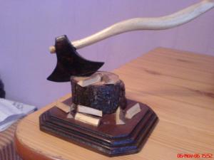 MOBILA LA COMANDA .BUCATARI DORMITOARE BIROURI MASITE ETC SI SCULPTURI