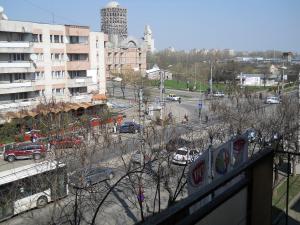 vand apartament 4 camere,    pe Careiului