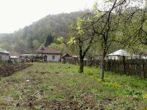 Vand teren zona de deal