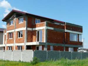 vila duplex 8 camere