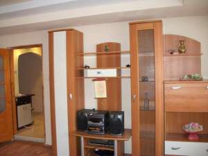 ONESTI,  VAND APARTAMENT CU 2 CAMERE DECOMANDAT,  LA MALL