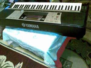 Orga Yamaha PSR - 740