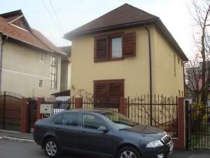 CASA FINISATA,   MOBILATA 143000 EURO