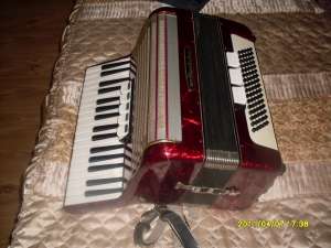 Acordeon Weltmaister 80 basi