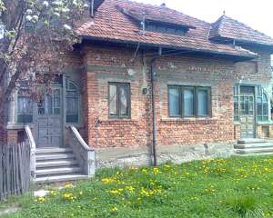 Casa de vanzare