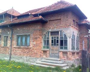 Casa de vanzare