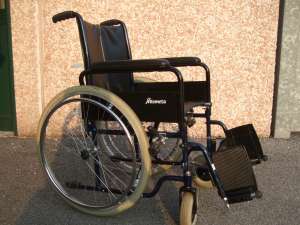 VAND CARUCIOARE PENTRU PERSOANE DISABILE