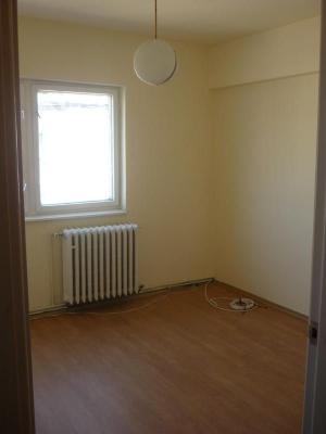 Inchiriez Ap 2 Camere Finisat