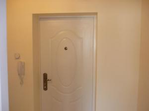 Inchiriez Ap 2 Camere Finisat