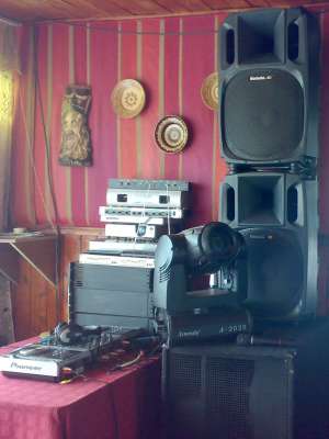 vand echipament prof. pt. discoteca