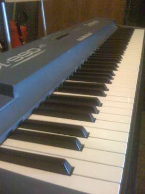 Vand claviatura MIDI Fatar SL-990 XP foarte putin folosita