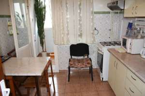 vand apartament 3 camere