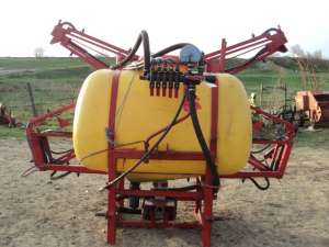 Vand masina de erbicidat marca rau 450 l