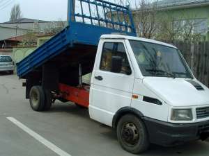 vand iveco daily basculabil 2.5diesel