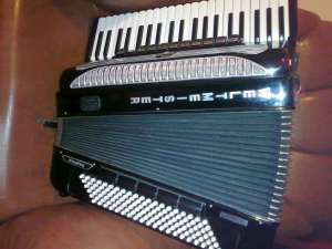 vand acordeon SUPITA