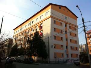 Vand apartamente la mansarda zona dristor 43mp,  scara interioara 28 000 EUR