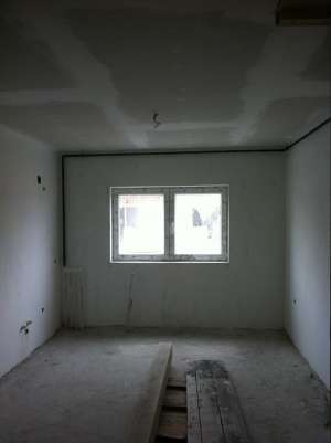 Vand apartamente la mansarda zona dristor 43mp,  scara interioara 28 000 EUR