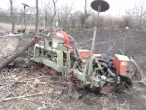 vand utilaje agricole pt FIAT,   FENDT,   LEUT