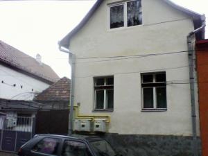 casa de vanzare