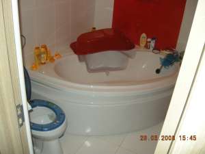 VAND APARTAMENT 3 CAMERE DECOMANDAT  IN SLOBOZIA