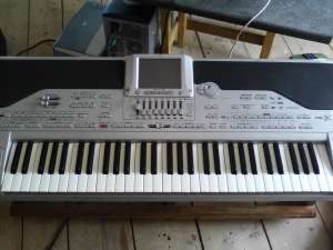 Vand orga Korg Pa1 x