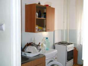 BACAU VAND 2 CAMERE,  ZONA MIORITA,  ET 2,  CU IMBUNATATIRI,  PRET 28000 EURO