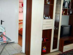 BACAU VAND 2 CAMERE,  ZONA MIORITA,  ET 2,  CU IMBUNATATIRI,  PRET 28000 EURO