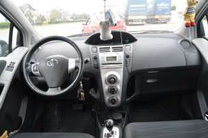 Toyota Yaris 1.3i 2006