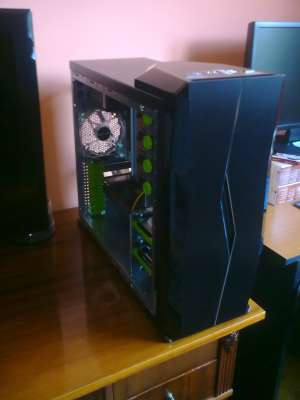 VAND QUAD CORE AMD PHENOM2 4 X 4, 2 GHZ
