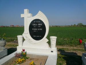monumente funerare