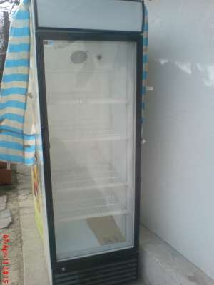 vand vitrine frigorice verticale