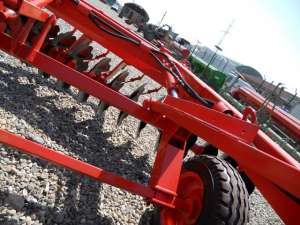 DISC AGRICOL 4 METRI JEAN DE BRU 36 TALERE STARE FOARTE BUNA!
