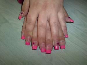 Unghii false cu gel ieftin braila