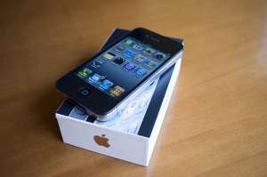 Grate Price: Brand new Apple iPhone 4g 32gb Unlocked