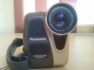 vand camera video panasonic NV-GS 17 second hand