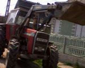 Vind Tractor Messy-Ferguson cu Frontal IMPORT