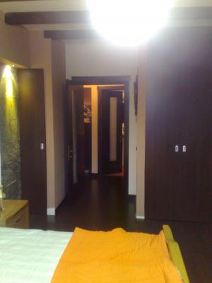 vand apartament resita
